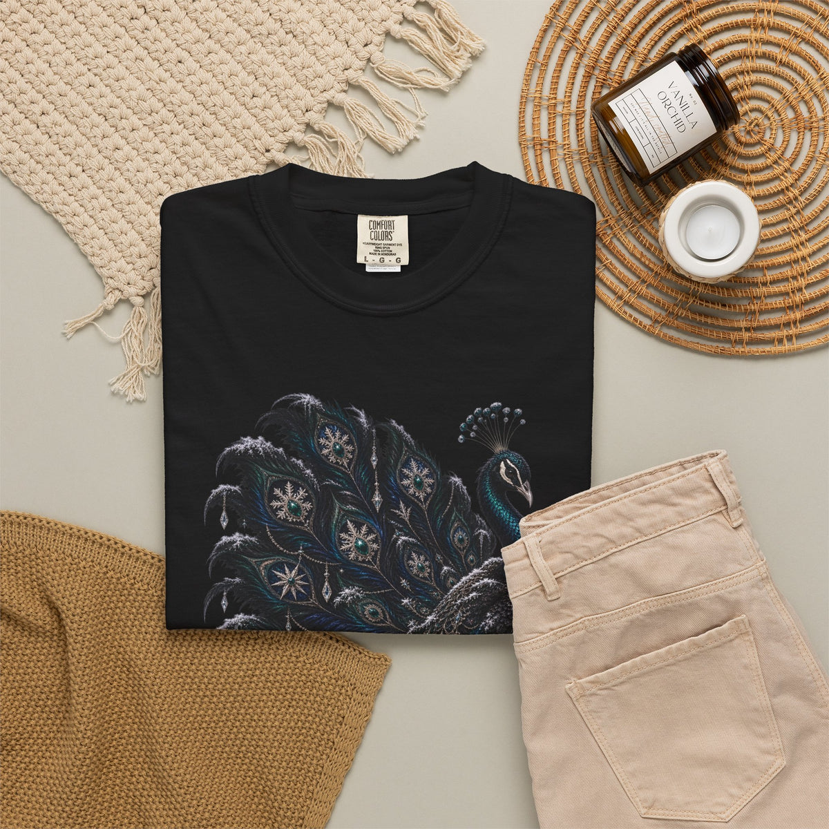 Peacock Graphic T-Shirt — Elegant Vintage Peacock Feather Illustration